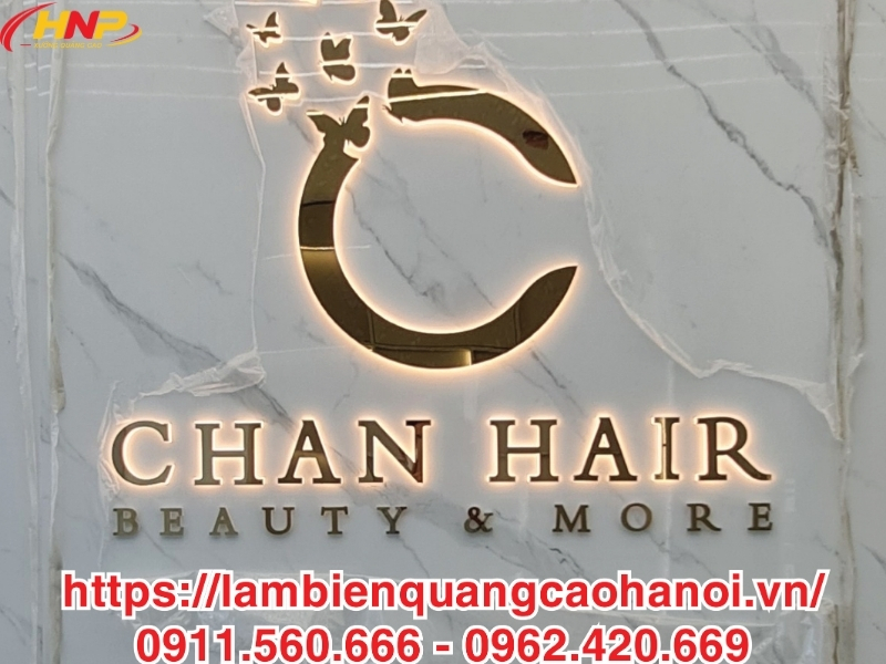 Thiết Kế Backdrop Lễ Tân Văn Phòng Hiện Đại Tại Hà Nội