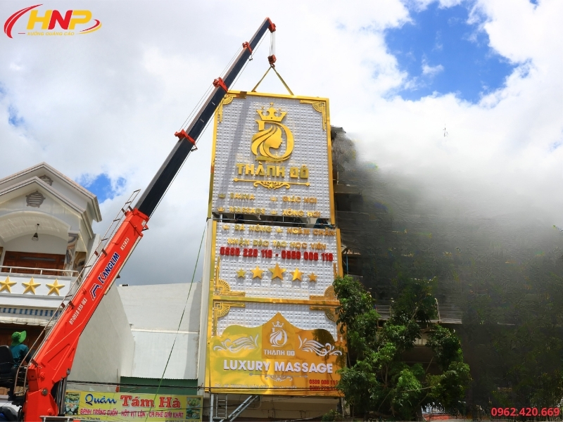 Mẫu biển đẹp dễ thi công, dễ ứng dụng (1)