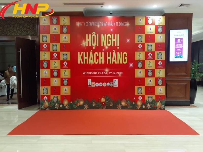 báo giá backdrop lễ tân mới nhất