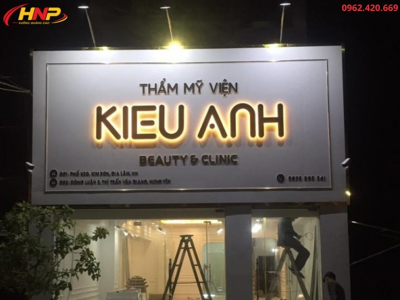 Làm Bảng Hiệu Thẩm Mỹ Viện (3)