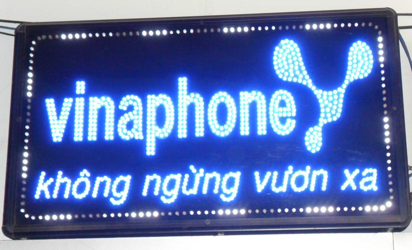 Mẫu Chữ Quảng Cáo Có Đèn LED (2)
