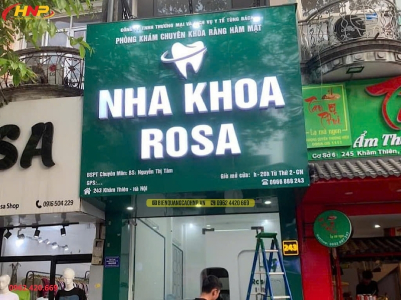 Mẫu biển hiệu phòng khám nha khoa đẹp, dễ nhận diện tại Hà Nội (3)