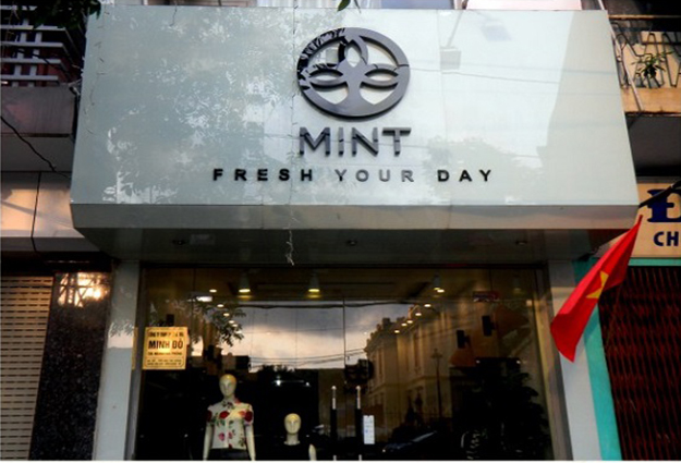 Thiết Kế Biển Hiệu Shop Quần Áo (1)